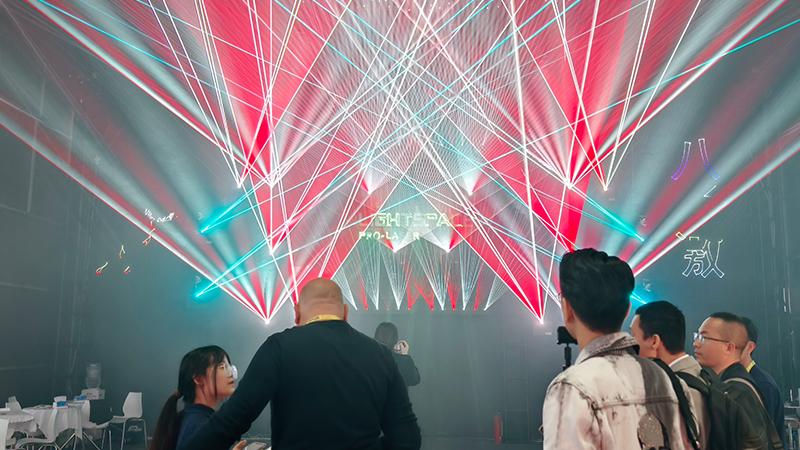 Core Principles of Outdoor Laser Lights, Understand the “Beam Magic” in One Article